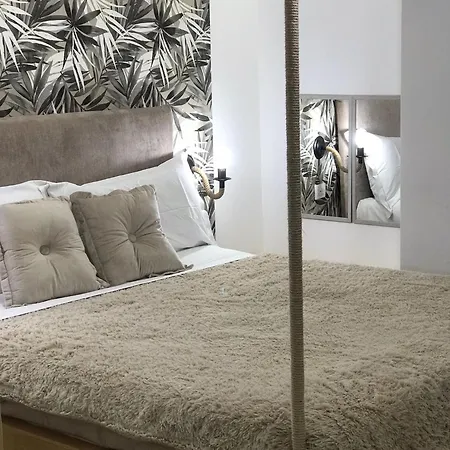 Shibari San Giuliano شقة *